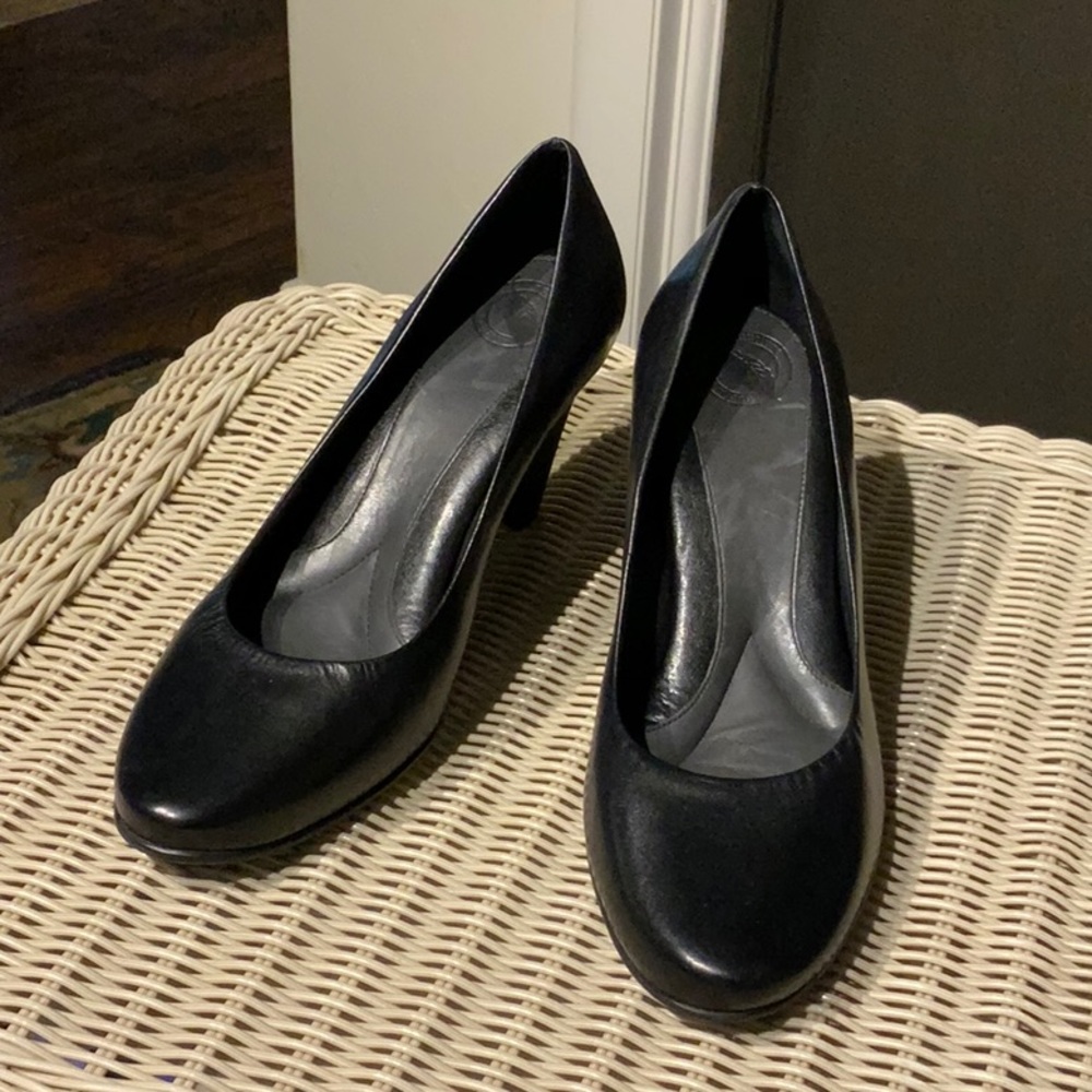 Black heels